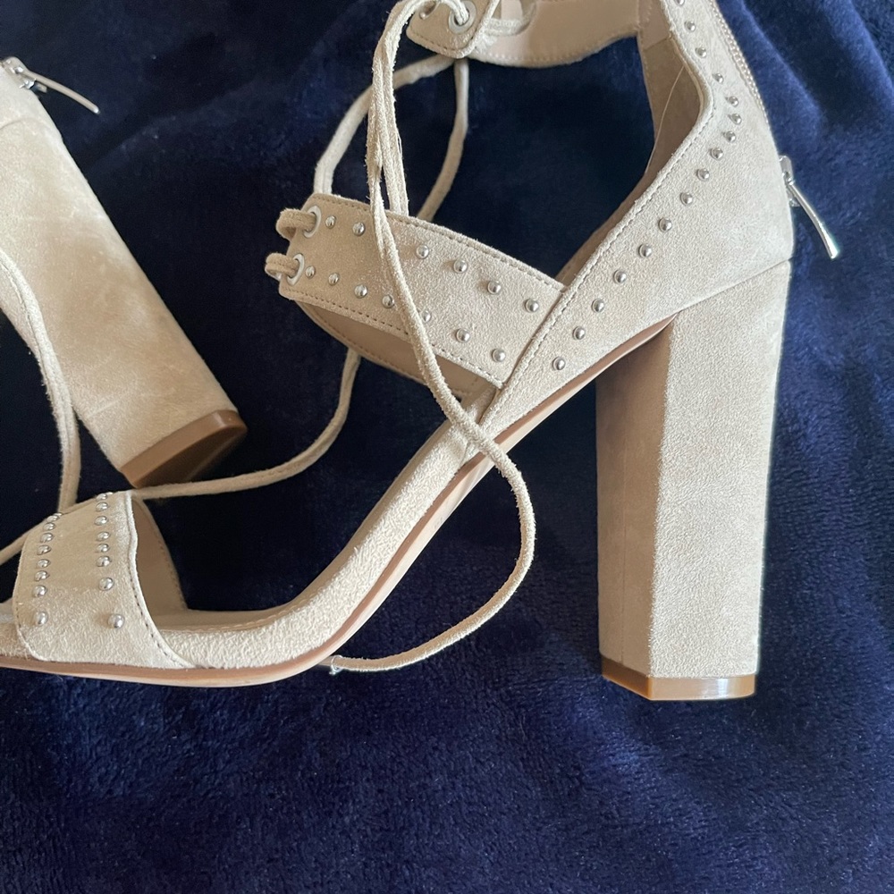 Kendall Kylie heels
